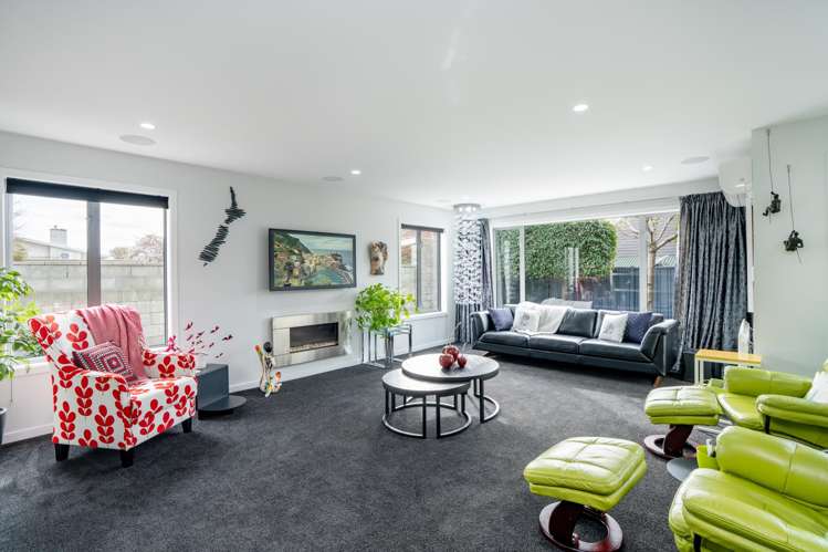 42 Russel Street_1
