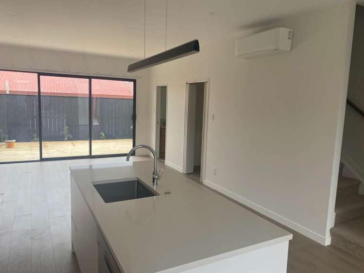 3/8 William Avenue Manurewa_4
