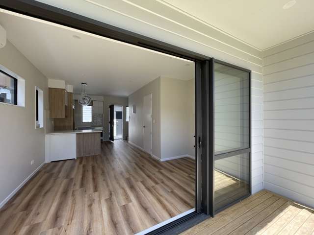 5/10 Newington Road 11401_2