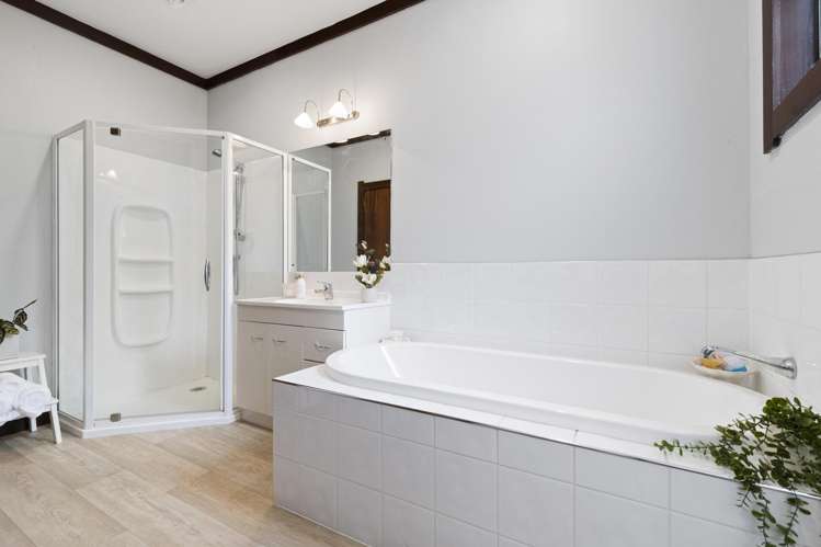 180 Ara-kotinga Whitford_15