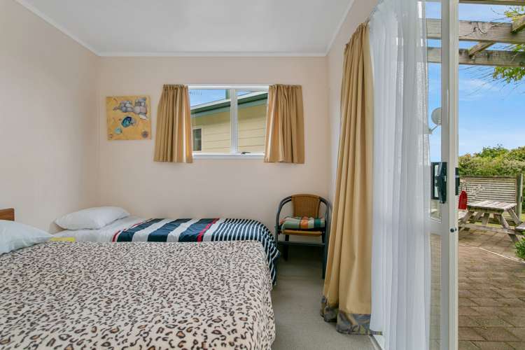 16 Rowena Crescent Motuoapa_9