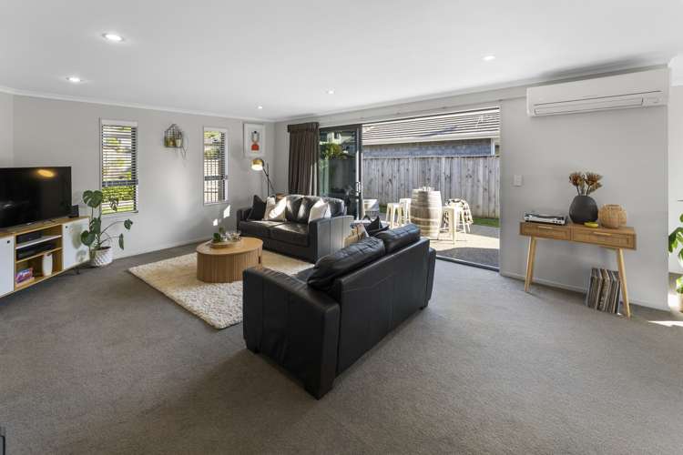 78 Washbourn Drive Richmond_4