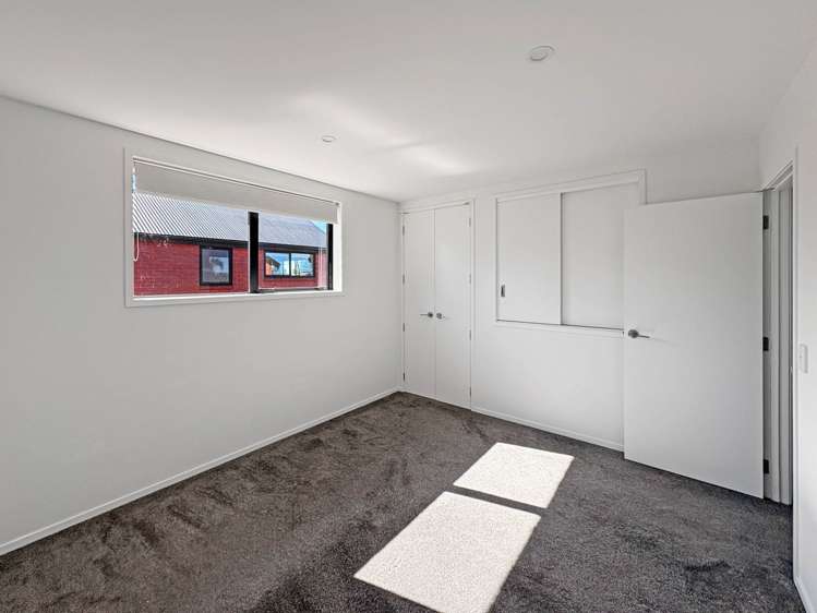 2/79 Taikata Road Te Atatu Peninsula_5