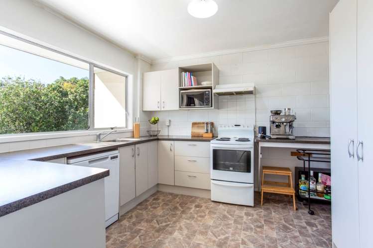 2/72 Cockayne Crescent Sunnynook_6