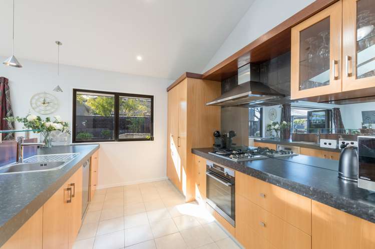 15 Antoine Grove Richmond_6