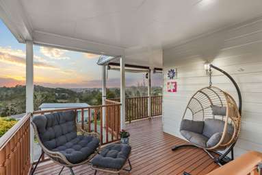23 Waitakere Road_2