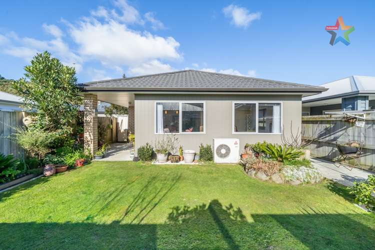 15 Hauora Lane Taita_13