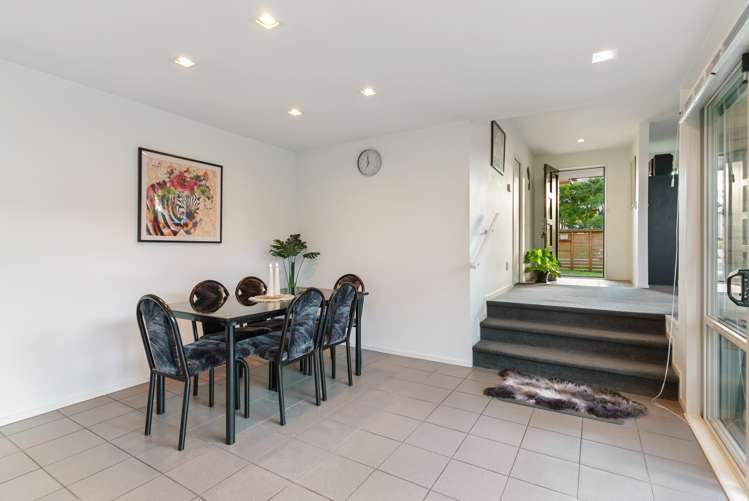 16a Neil Avenue Te Atatu Peninsula_6