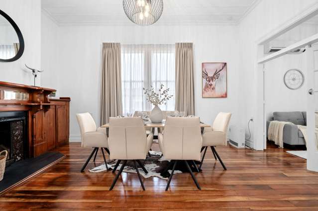 Bay Villa Eye Candy