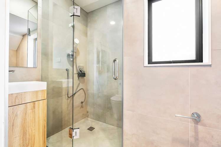 4/10 Starling  Place Ranui_12