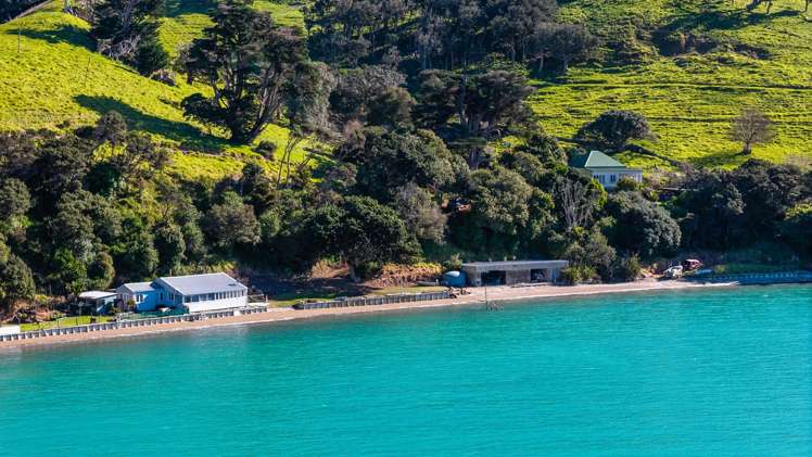 630 Gordons Road Waiheke Island_11