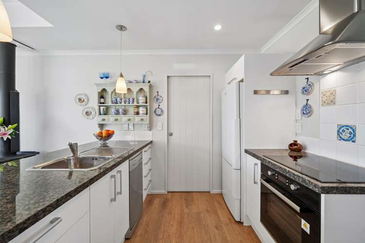2 Jackmin Lane Burwood_7