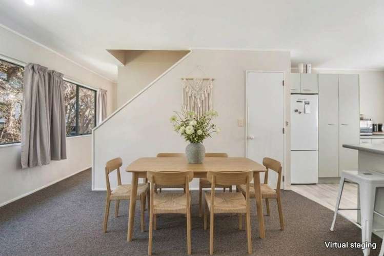 27 Brookvale Park Stanmore Bay_7