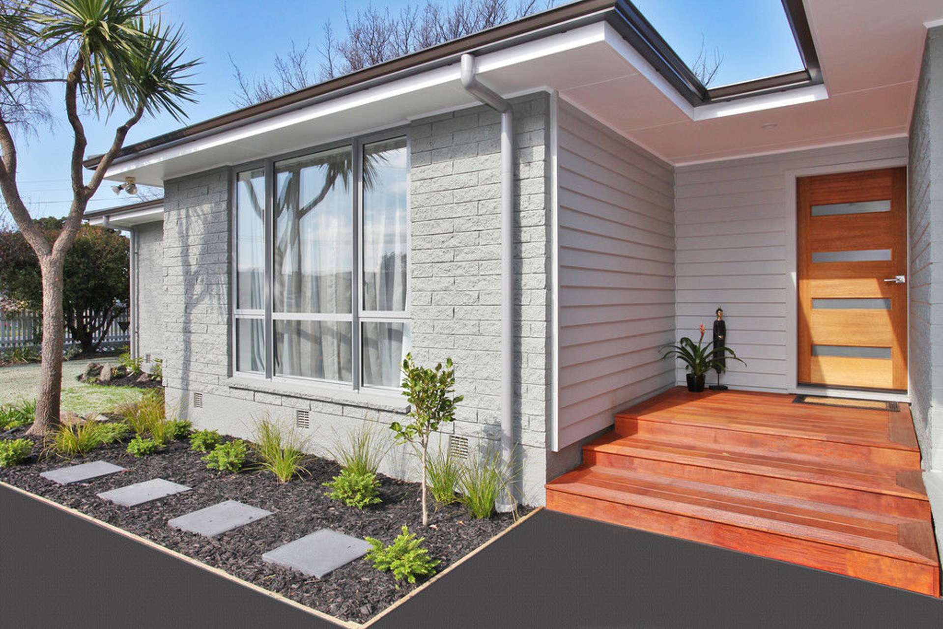 7 Lake Terrace Road Burwood_0