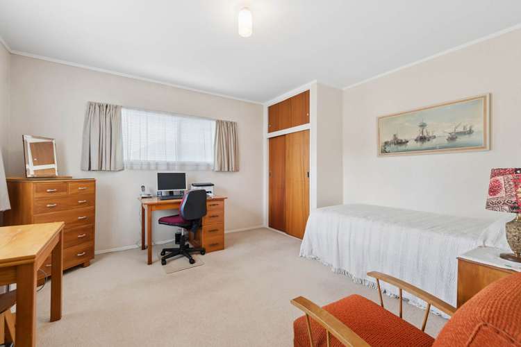 1/131 Glenmore Road Sunnyhills_14