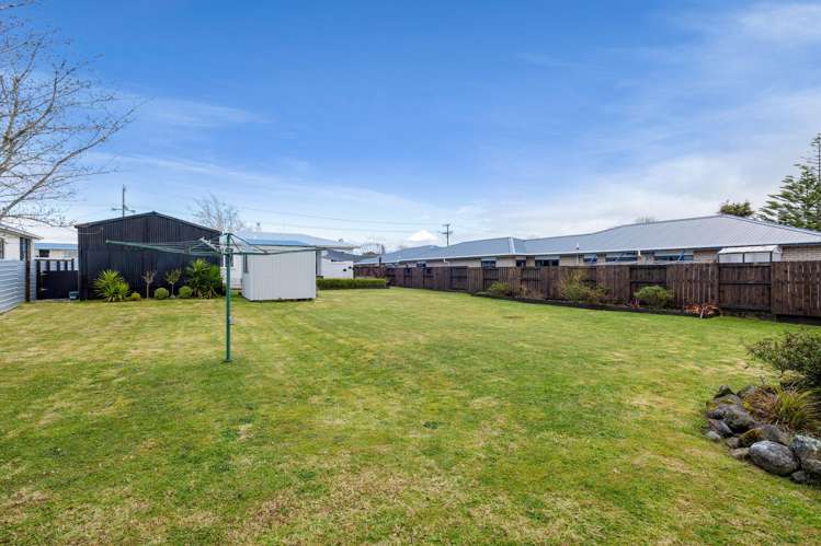 98 Brecon Road Stratford_15