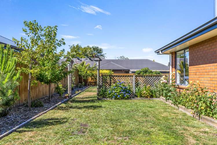 4 Ernest Place Brightwater_21