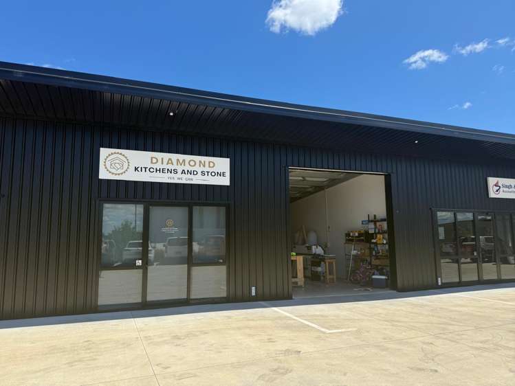 3/145 Ossie James Drive_0