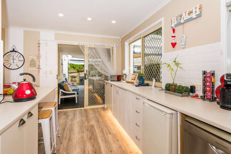 88 Pinecrest Drive Gulf Harbour_6