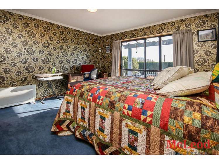 150 Racecourse Road Allenton_25