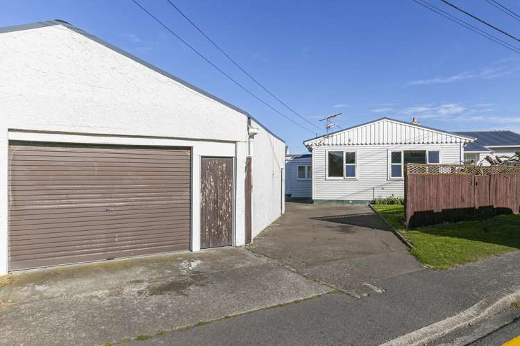 94 Kauri Street Miramar_17
