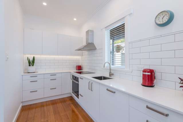 6 Lucy Murcott Place Stoke_2