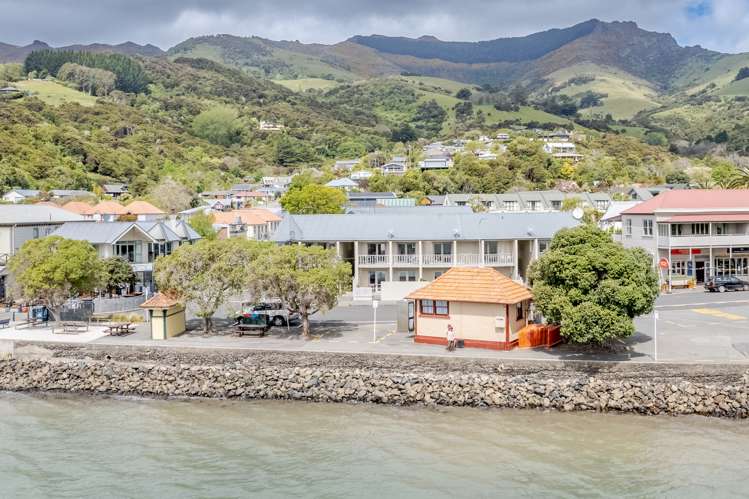 79c Beach Road Akaroa_23