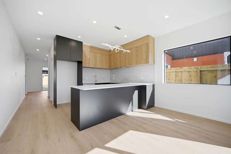 6 Stableford Crescent_5