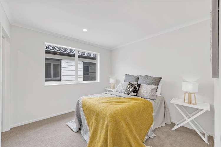 18 Dungloe Avenue Flat Bush_13