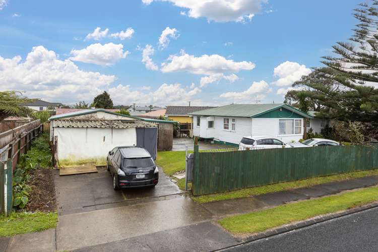 37 Hokianga Street Mangere East_15