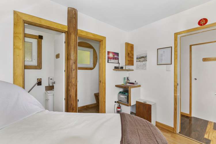 26 Porterfield Street Macandrew Bay_10