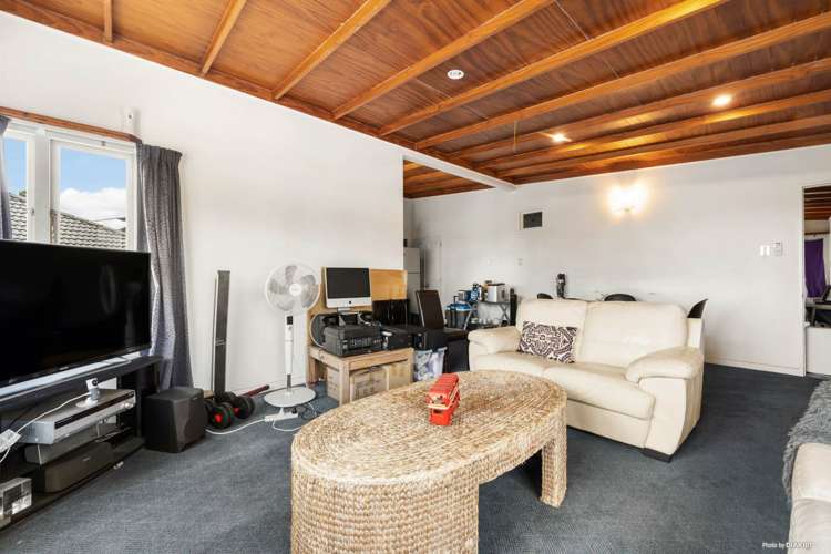 142 Hillsborough Road Hillsborough_12