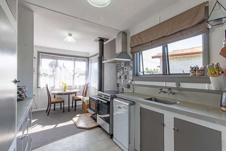 30 Churchill Street Waipukurau and Surrounds_8