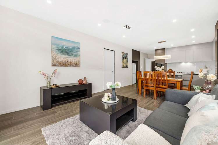 11 Puruatanga Drive Flat Bush_7