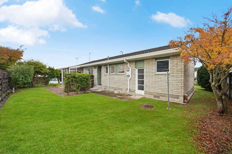 15 Bains Avenue Hamilton East_19