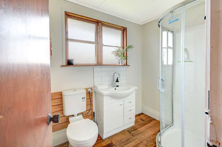 86 Columba Avenue Calton Hill_12