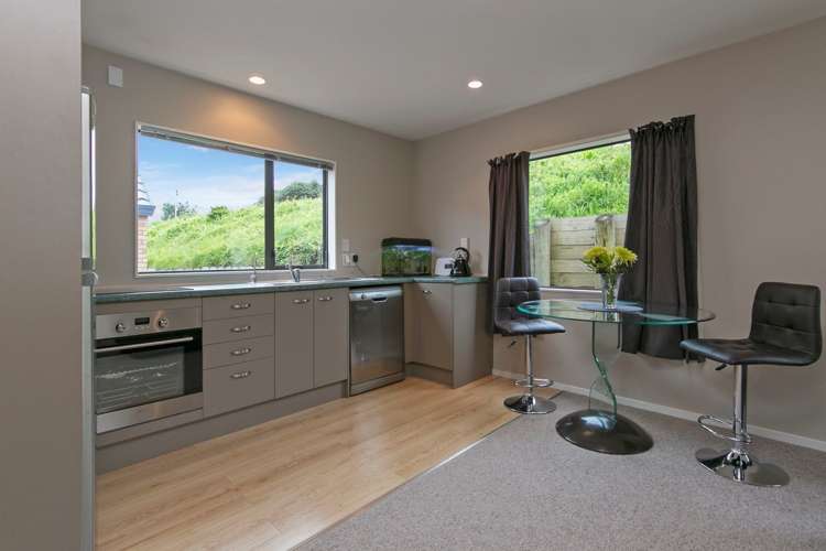 16/1 Melview Place New Lynn_2