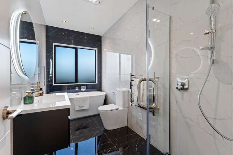 8 Barrel Crescent Swanson_12