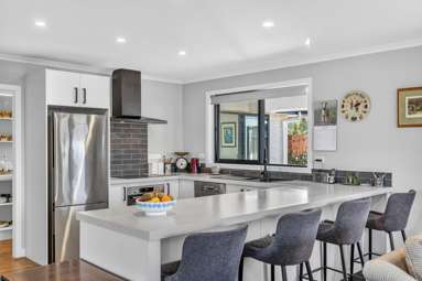 30 Fairway Drive_2