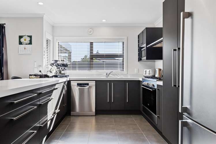 25 Chestnut Close Kelvin Grove_3