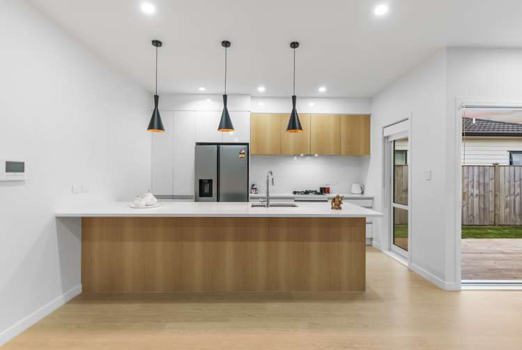 18 Black Beech Crescent Takanini_8