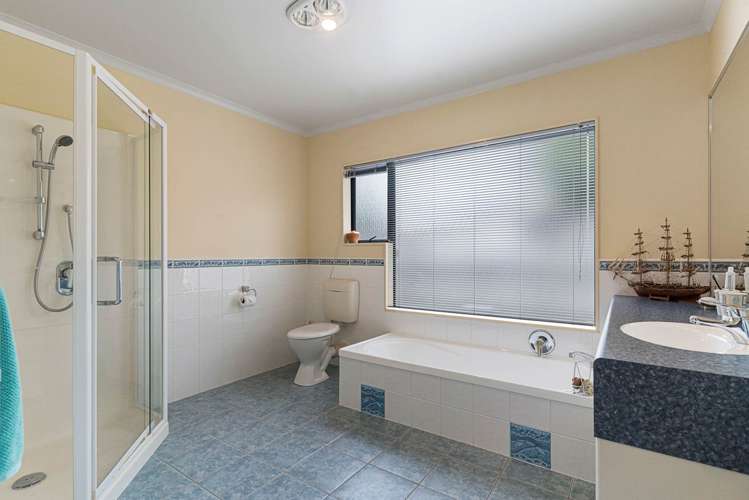 31 Newbliss Crescent East Tamaki Heights_20