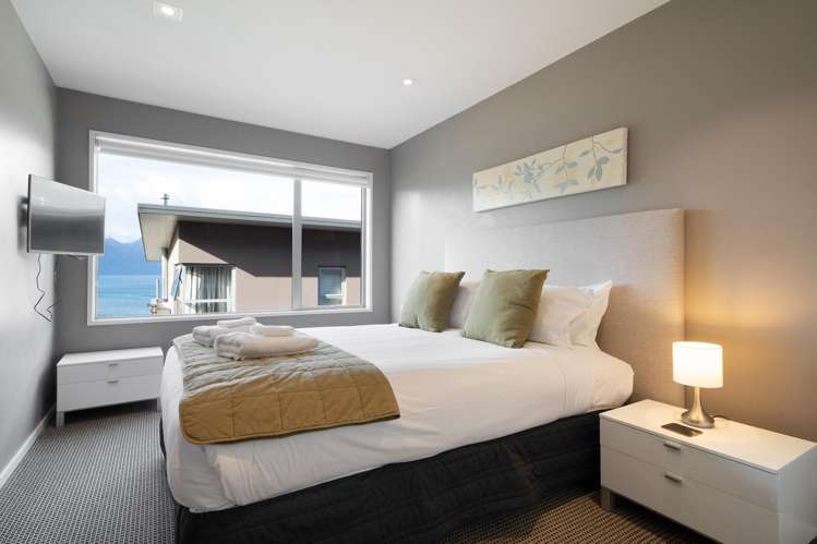 Unit 1 LakeRidge Apts, 51 Thompson Street Queenstown_10