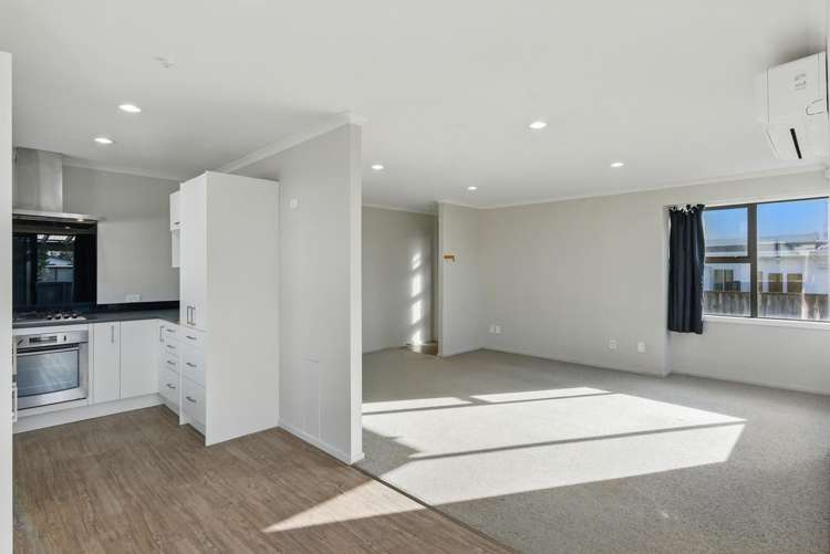 30 Eruini Street Waikanae Beach_17