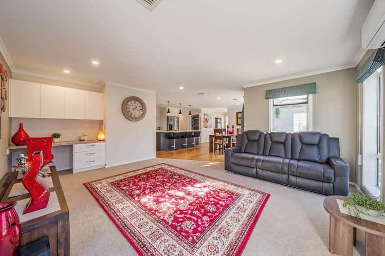 17 Waitaria Terrace Aotea_7