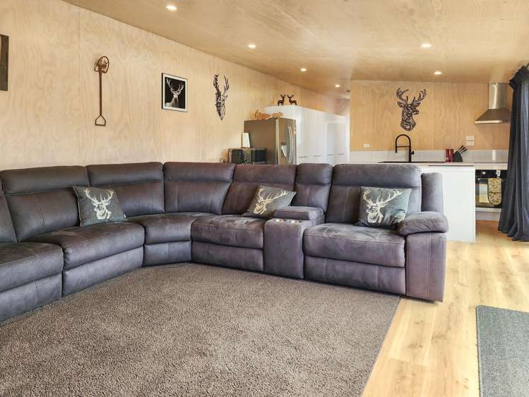 4 Walker Street Riverton_11