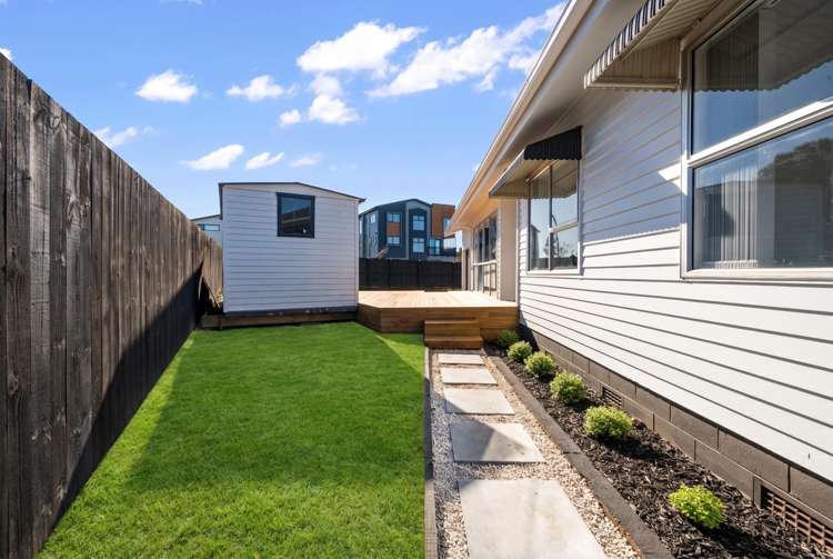 7 Damian Way Weymouth_21