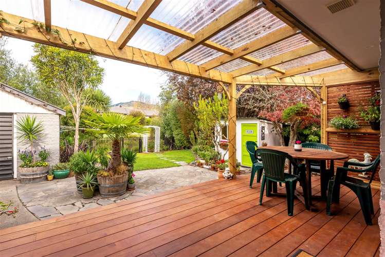 9 Waiau Street Cracroft_2