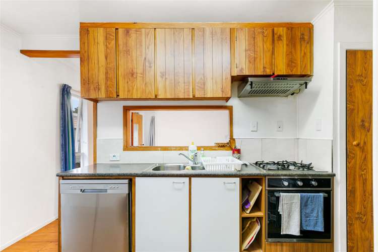 24 Te Kanawa Crescent Henderson_12