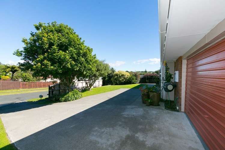 3 Protea Place Bell Block_32